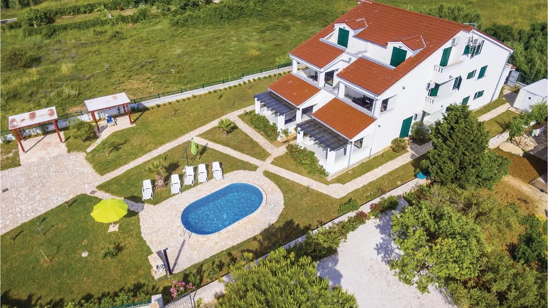 Cozy Apartment In Privlaka With House Sea View