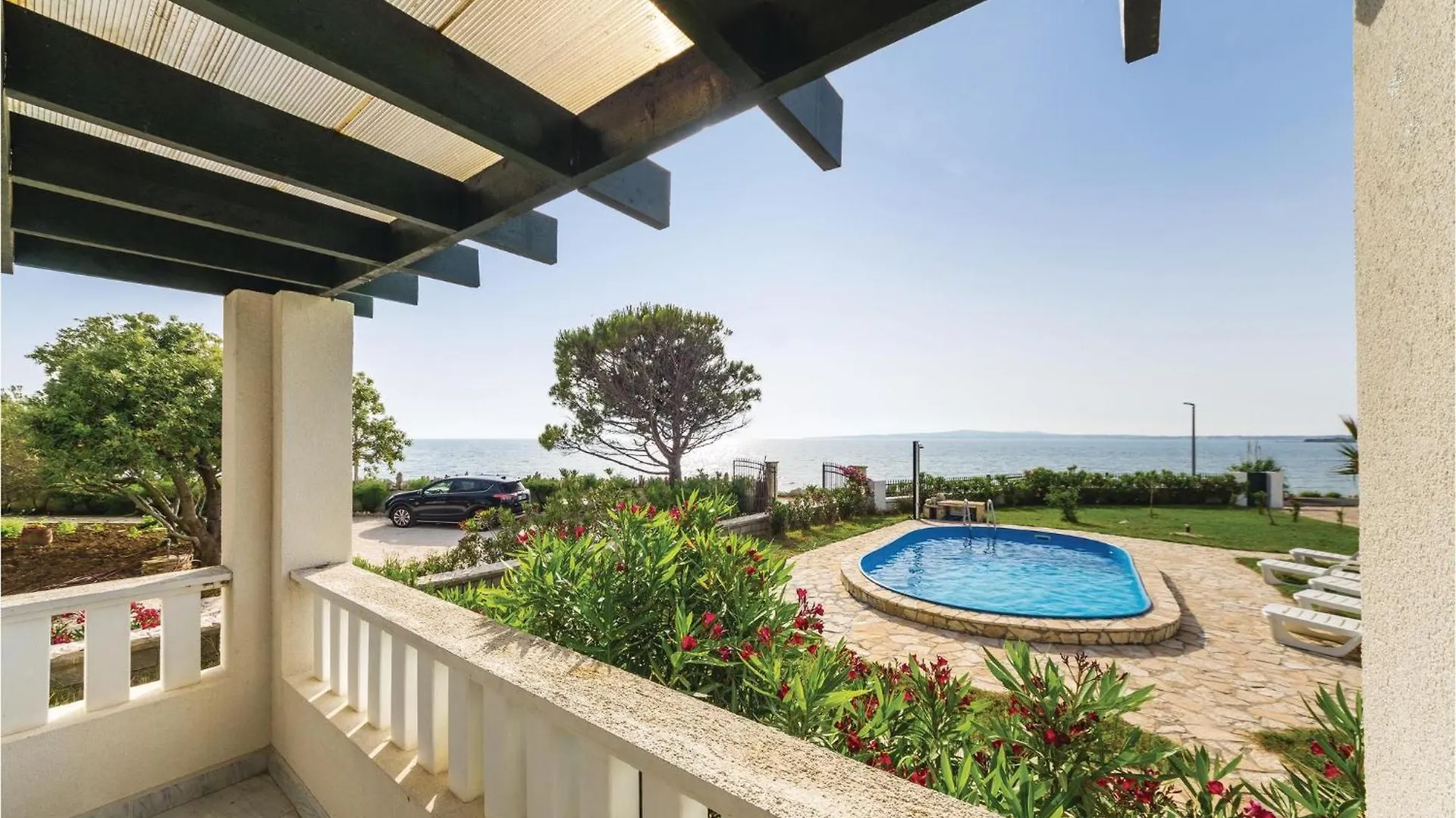Cozy Apartment In Privlaka With House Sea View Croatia